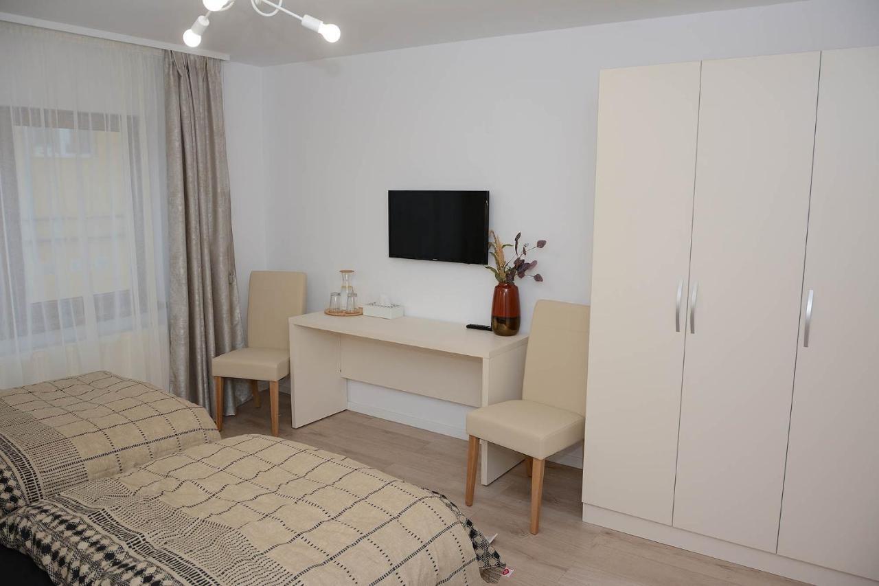 Vila Aras Simeria Екстериор снимка