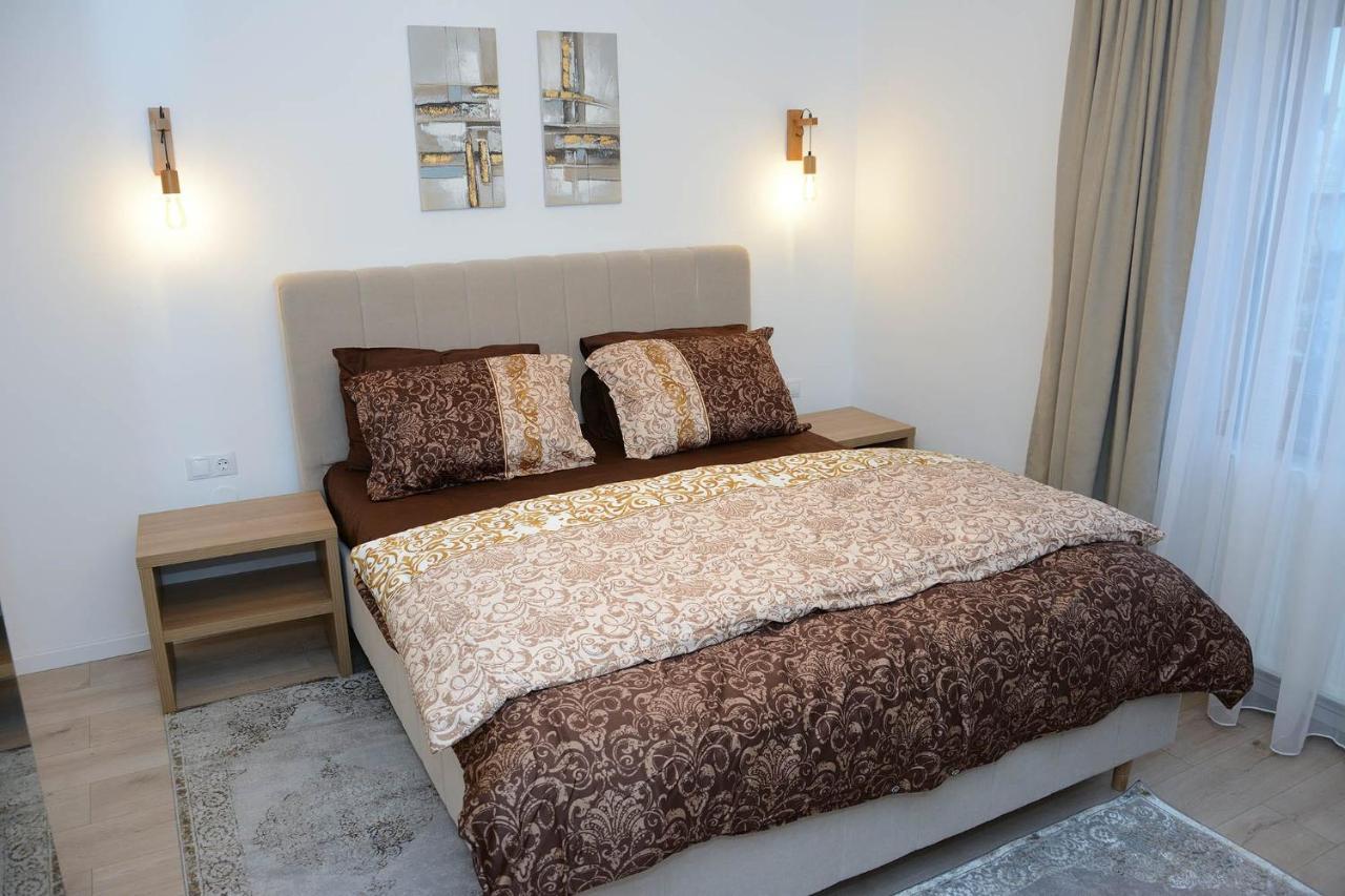 Vila Aras Simeria Екстериор снимка